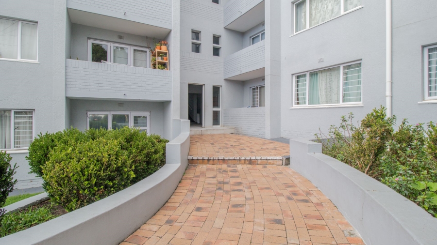2 Bedroom Property for Sale in Woodstock Western Cape